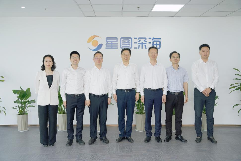 深圳海洋局局长__河南省司法厅厅长党组成员