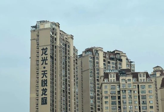 厦工股份重组获批__雷曼债务重组