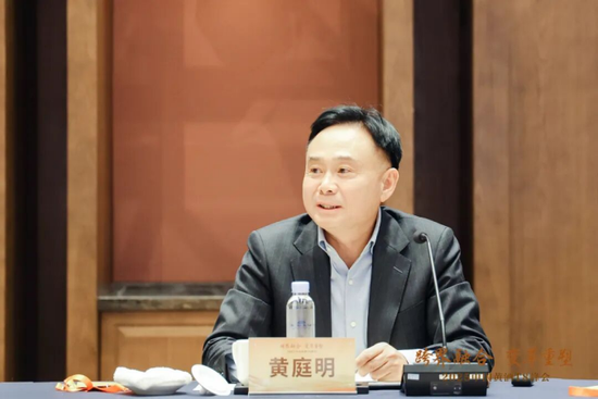 _黄庭明:秉持变革之心,重塑黄酒行业发展未来_黄庭明:秉持变革之心,重塑黄酒行业发展未来