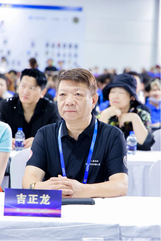 _登顶亚洲！欧曼谛闪耀第十八届亚洲美业职业技能大赛，斩获14金22银_登顶亚洲！欧曼谛闪耀第十八届亚洲美业职业技能大赛，斩获14金22银