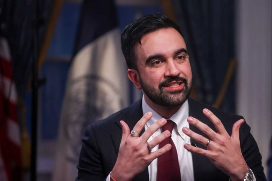 2月18日外盘头条：美伊核谈判达成总体共识 美布两油承压 苹果三款AI穿戴设备曝光 Meta扩大与英伟达的合作__2月18日外盘头条：美伊核谈判达成总体共识 美布两油承压 苹果三款AI穿戴设备曝光 Meta扩大与英伟达的合作