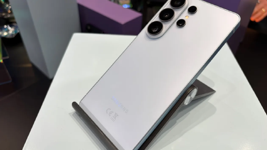 三星隐蔽功能_2021三星屏手机_